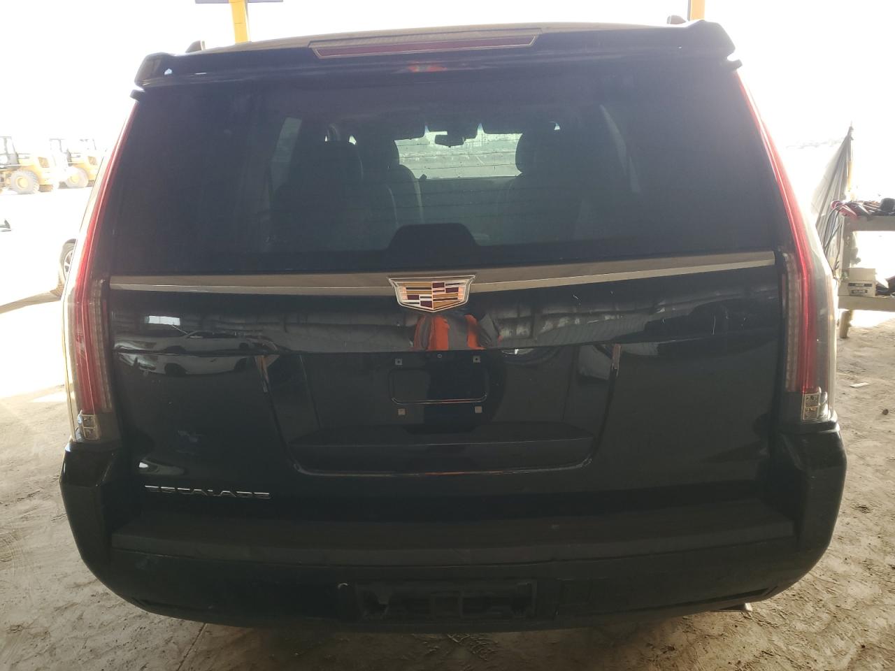 2019 Cadillac Escalade Luxury VIN: 1GYS3BKJ2KR104063 Lot: 92889105