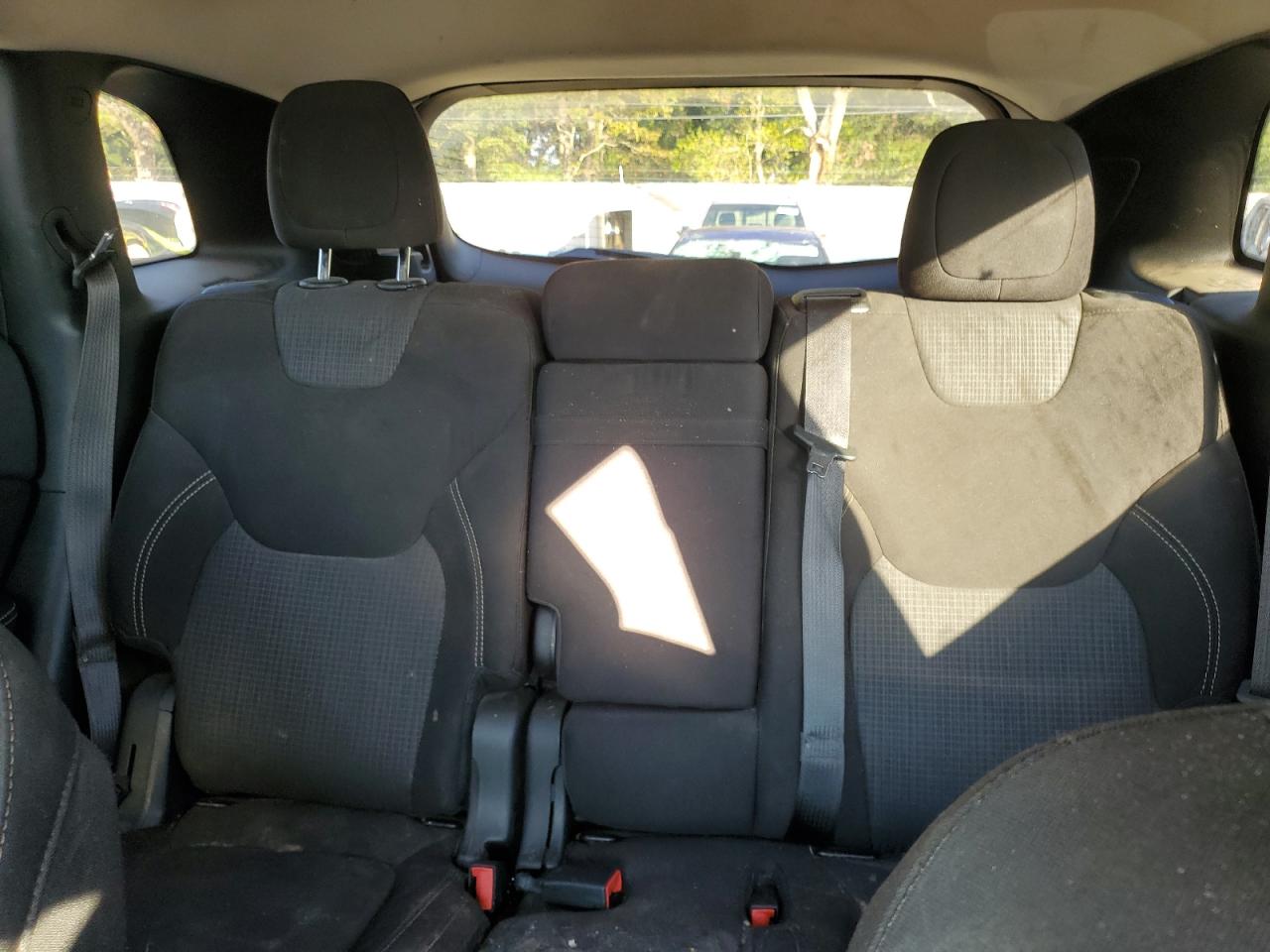 2015 Jeep Cherokee Latitude VIN: 1C4PJLCB9FW629014 Lot: 91839585