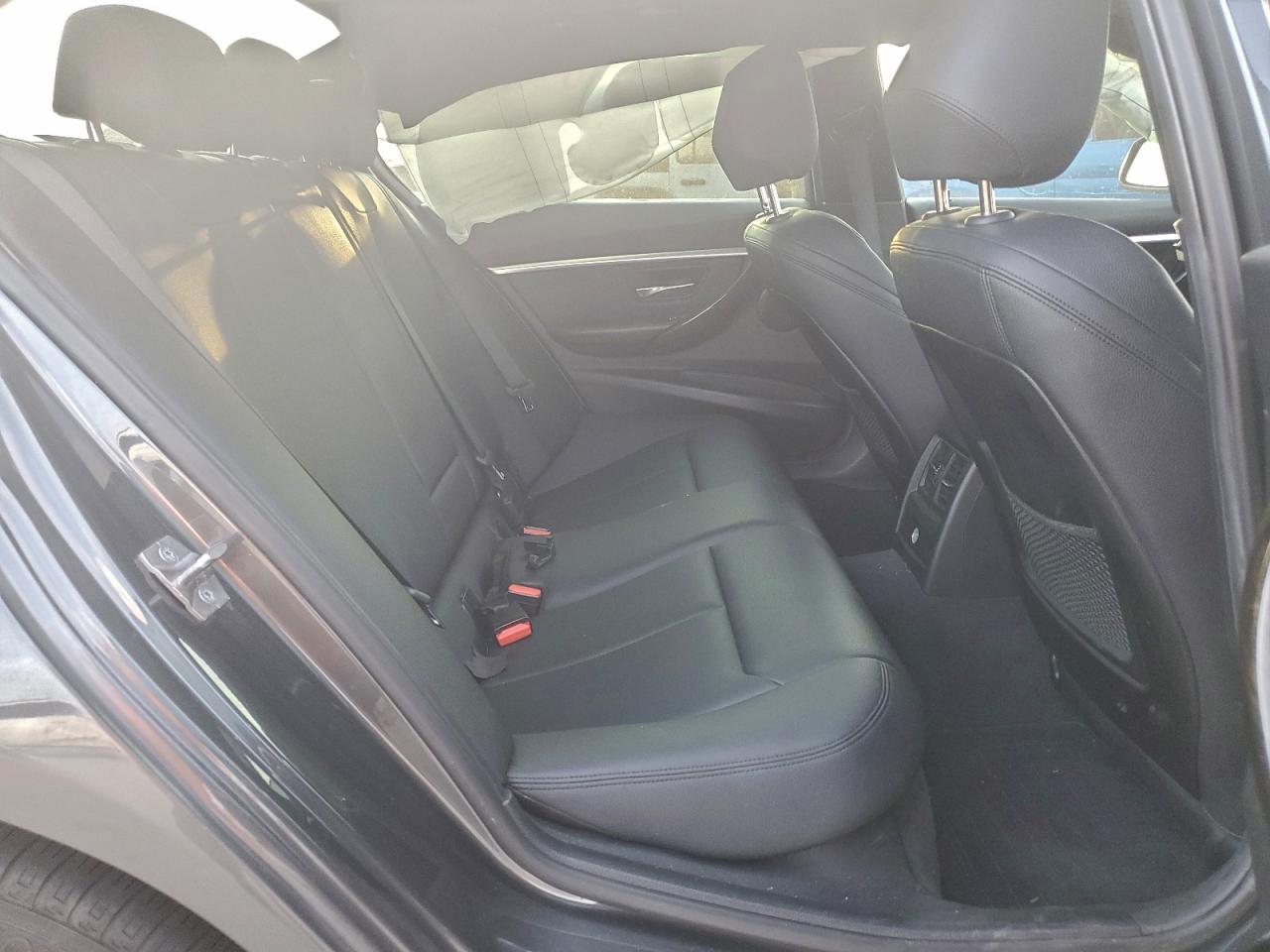 2017 BMW 330 Xi VIN: WBA8D9G58HNU58670 Lot: 93464735