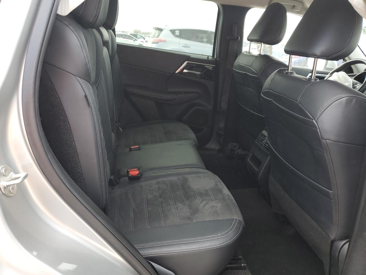 2023 Mitsubishi Outlander Se VIN: JA4J3UA86PZ051977 Lot: 90346595