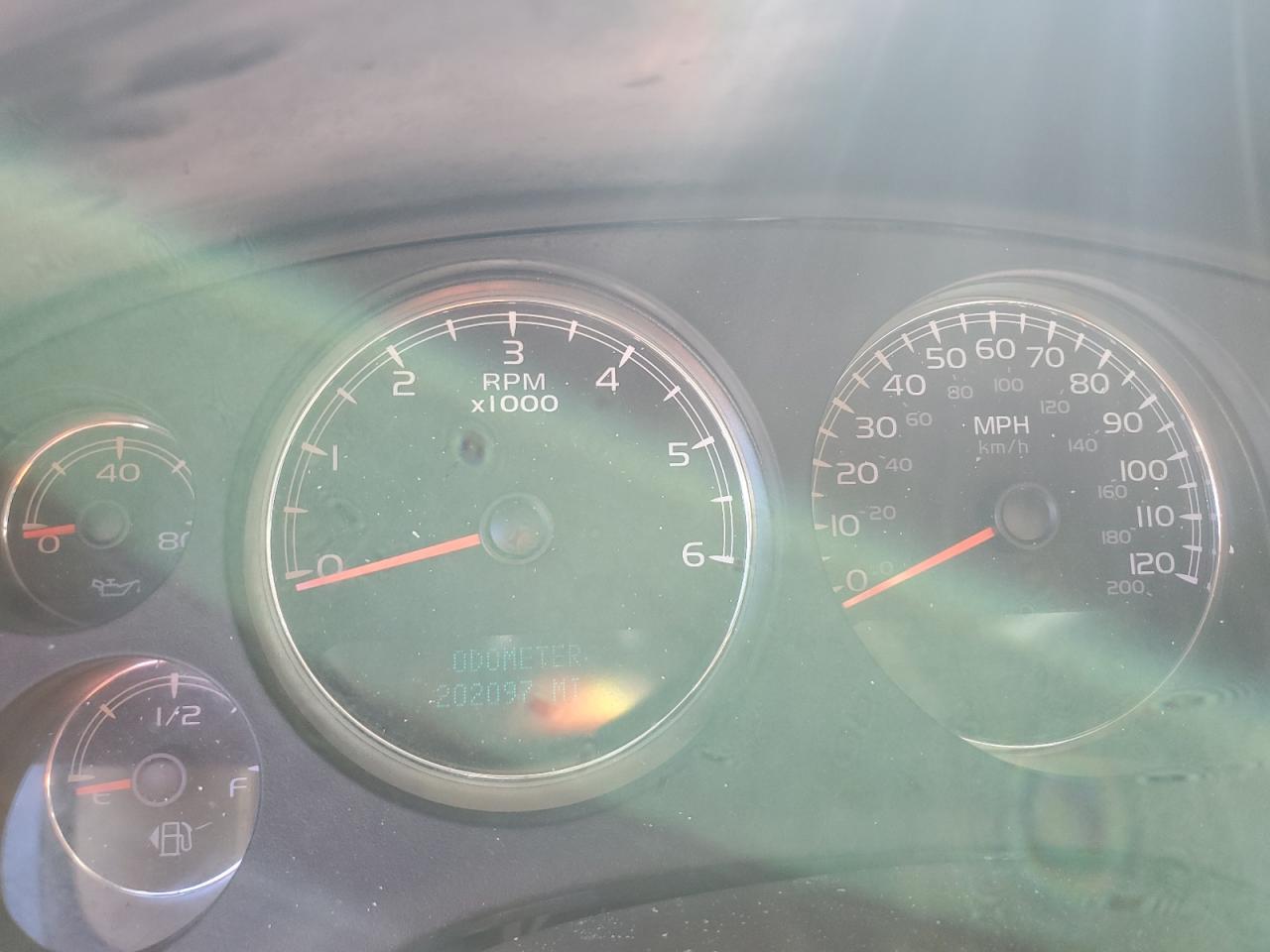 2011 GMC Yukon Xl C1500 Slt VIN: 1GKS1KE07BR310501 Lot: 90482575