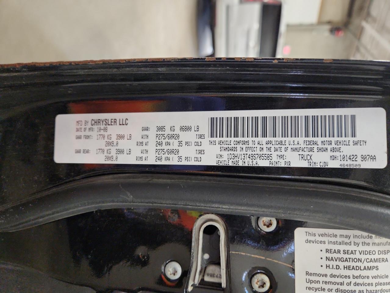 2009 Dodge Ram 1500 VIN: 1D3HV13T49S705585 Lot: 92277525