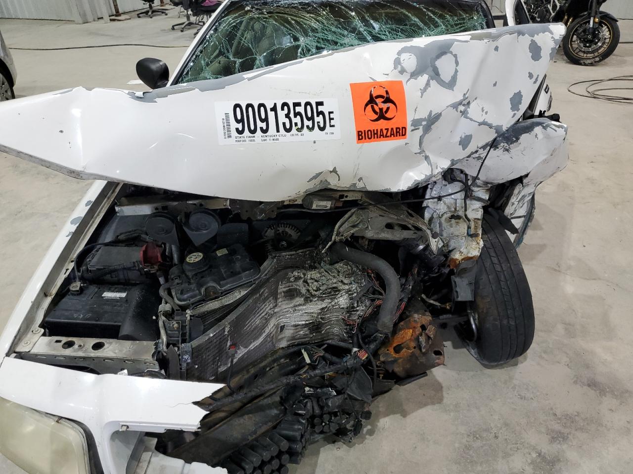 2004 Ford Crown Victoria Lx VIN: 2FAFP74W34X123804 Lot: 90913595