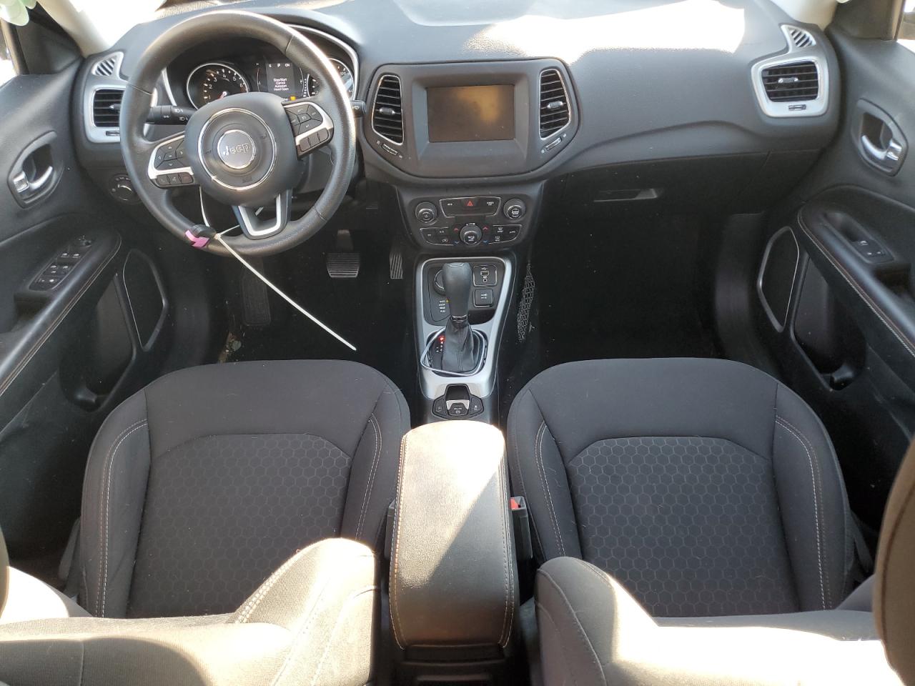 2019 Jeep Compass Sport VIN: 3C4NJDAB8KT681928 Lot: 91664355