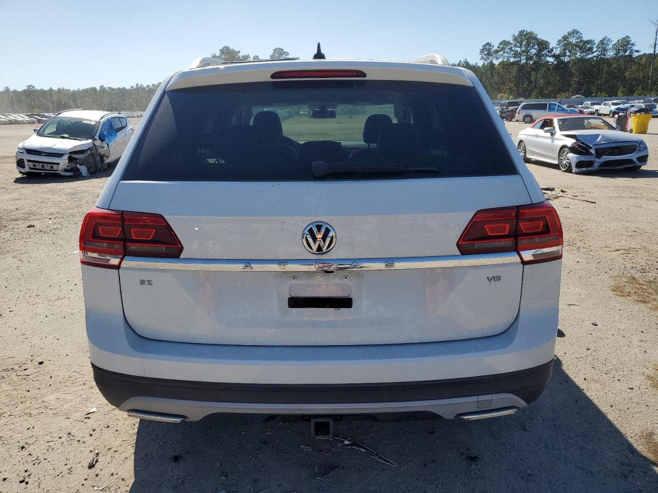 2018 Volkswagen Atlas Se VIN: 1V2CR2CA3JC574657 Lot: 92325115