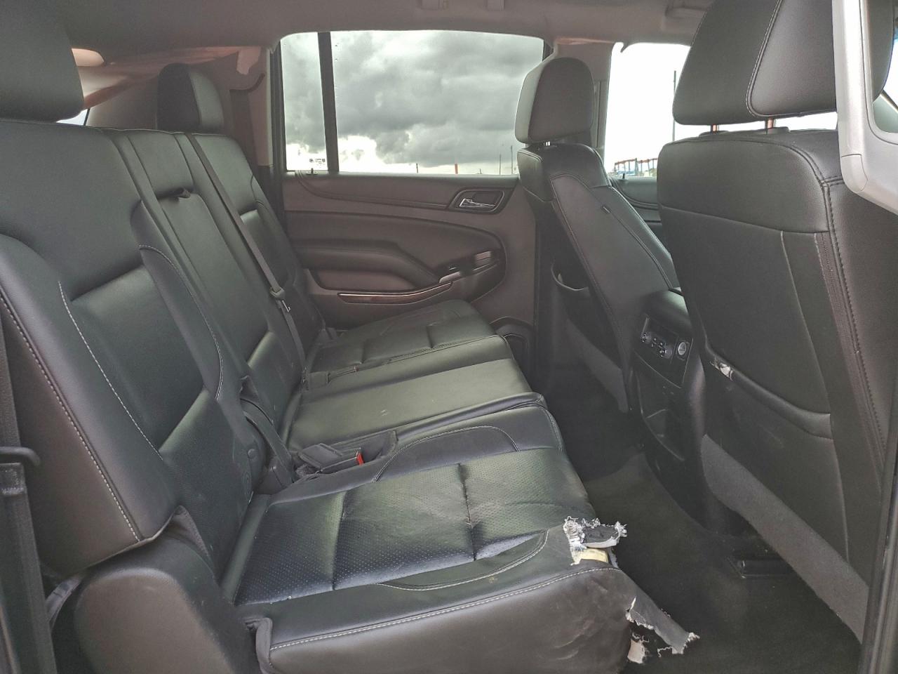 2018 GMC Yukon Xl C1500 Slt VIN: 1GKS1GKC3JR321053 Lot: 94319085