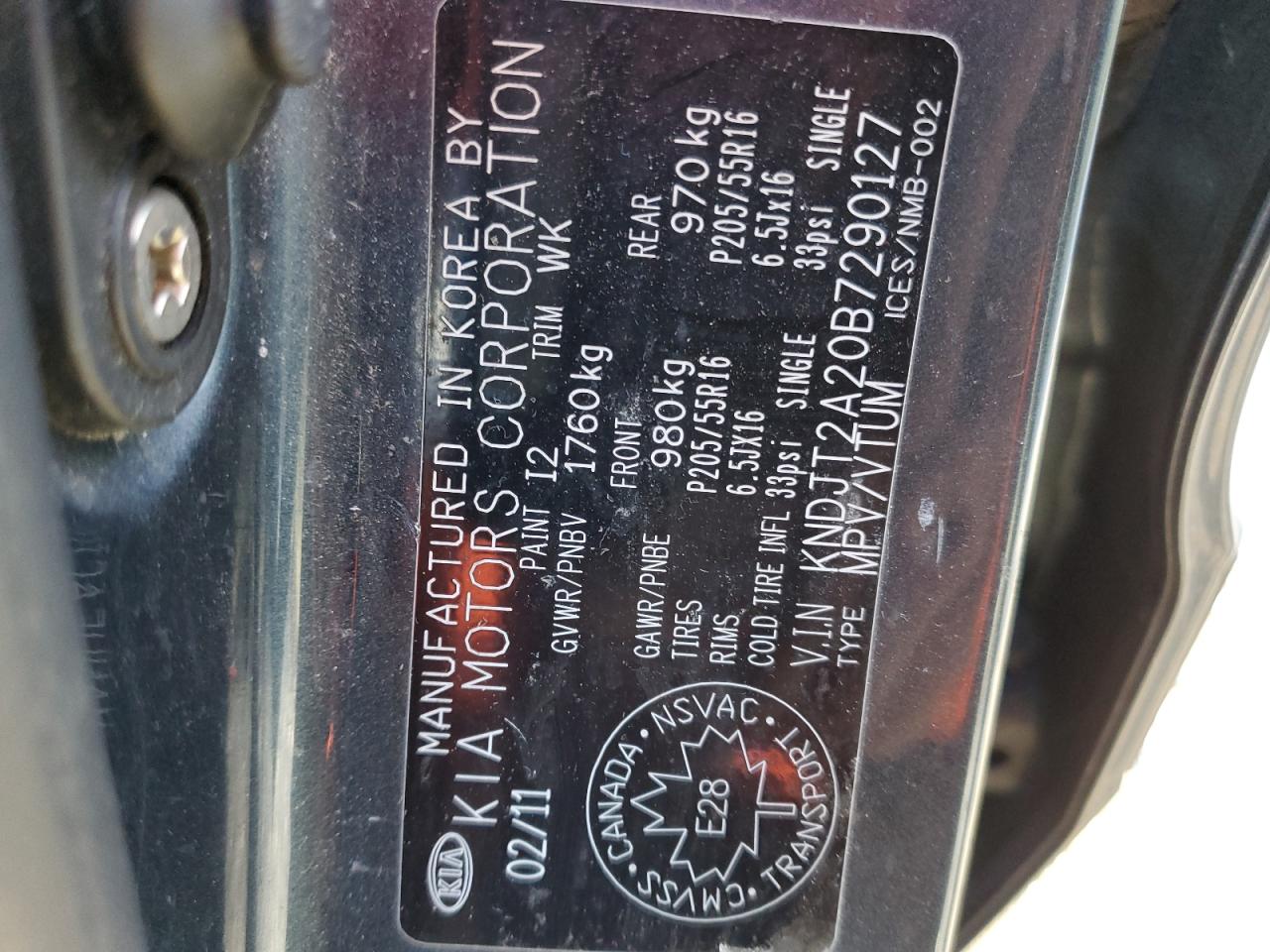 2011 Kia Soul + VIN: KNDJT2A20B7290127 Lot: 90085455