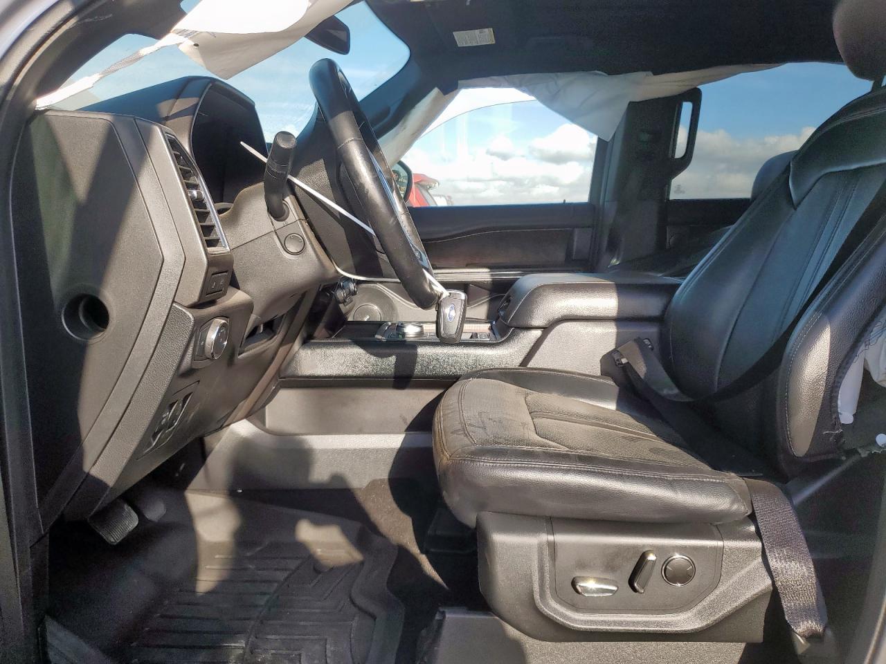 2019 Ford Expedition Limited VIN: 1FMJU1KT0KEA11135 Lot: 93454185