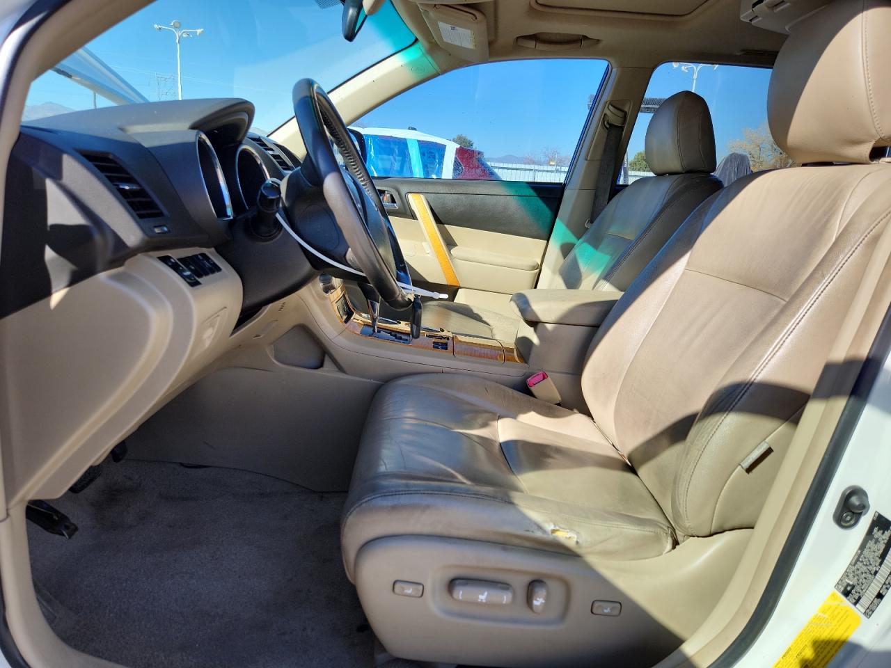 2009 Toyota Highlander Hybrid Limited VIN: JTEEW44AX92033261 Lot: 91129015