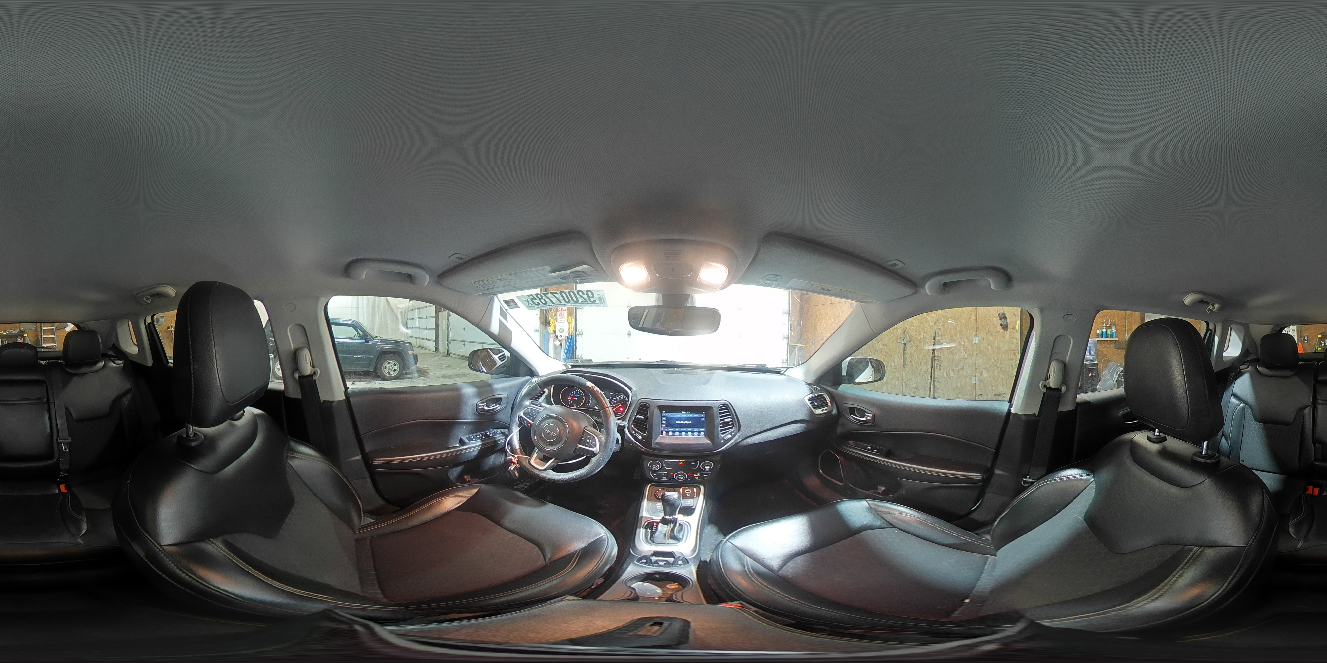 2018 Jeep Compass Latitude VIN: 3C4NJDBB6JT282030 Lot: 92007785