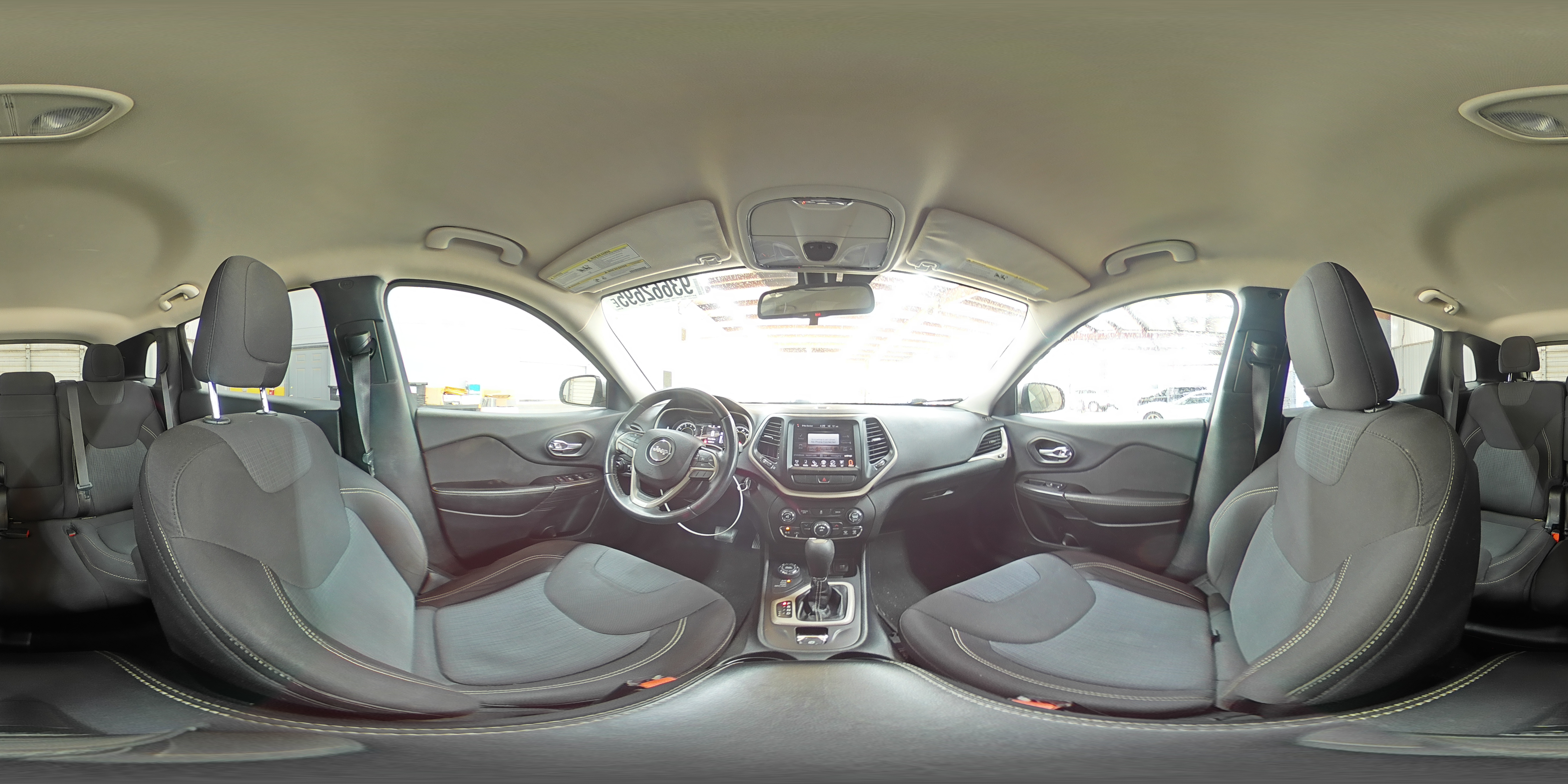 2015 Jeep Cherokee Latitude VIN: 1C4PJMCB1FW589341 Lot: 93662695