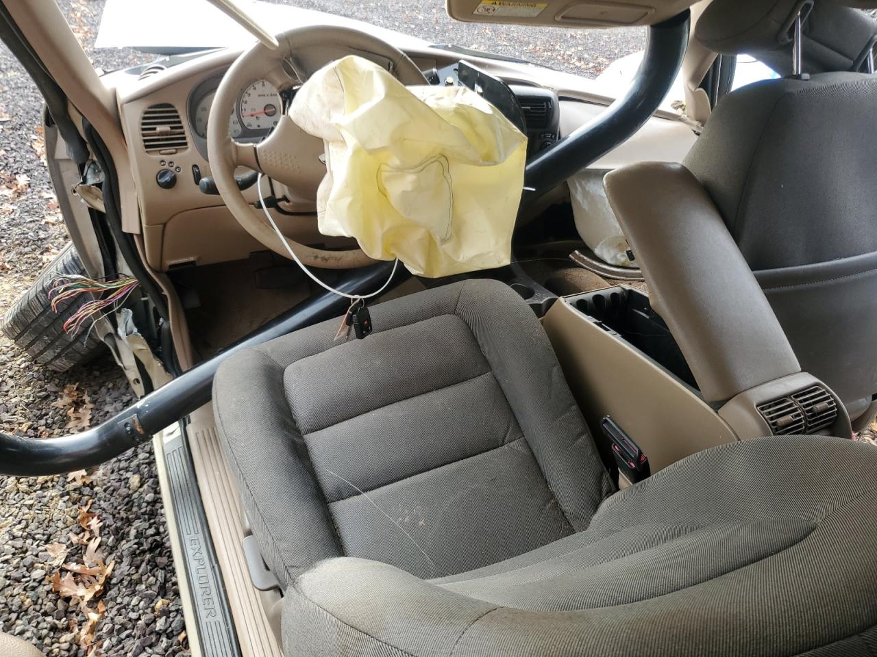 2001 Ford Explorer Sport VIN: 1FMYU70E31UA42941 Lot: 91269075