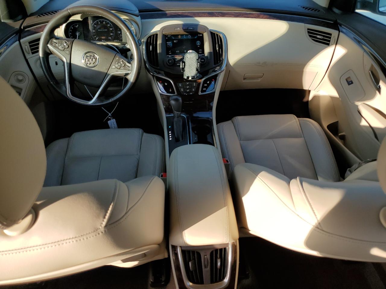 2015 Buick Lacrosse VIN: 1G4GB5G37FF220405 Lot: 92906115