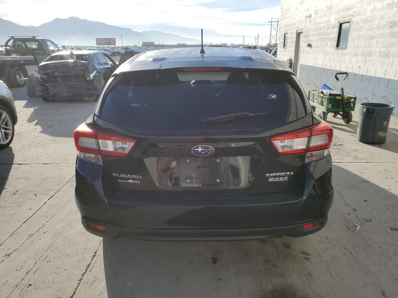 2017 Subaru Impreza VIN: 4S3GTAA60H3709391 Lot: 92081905