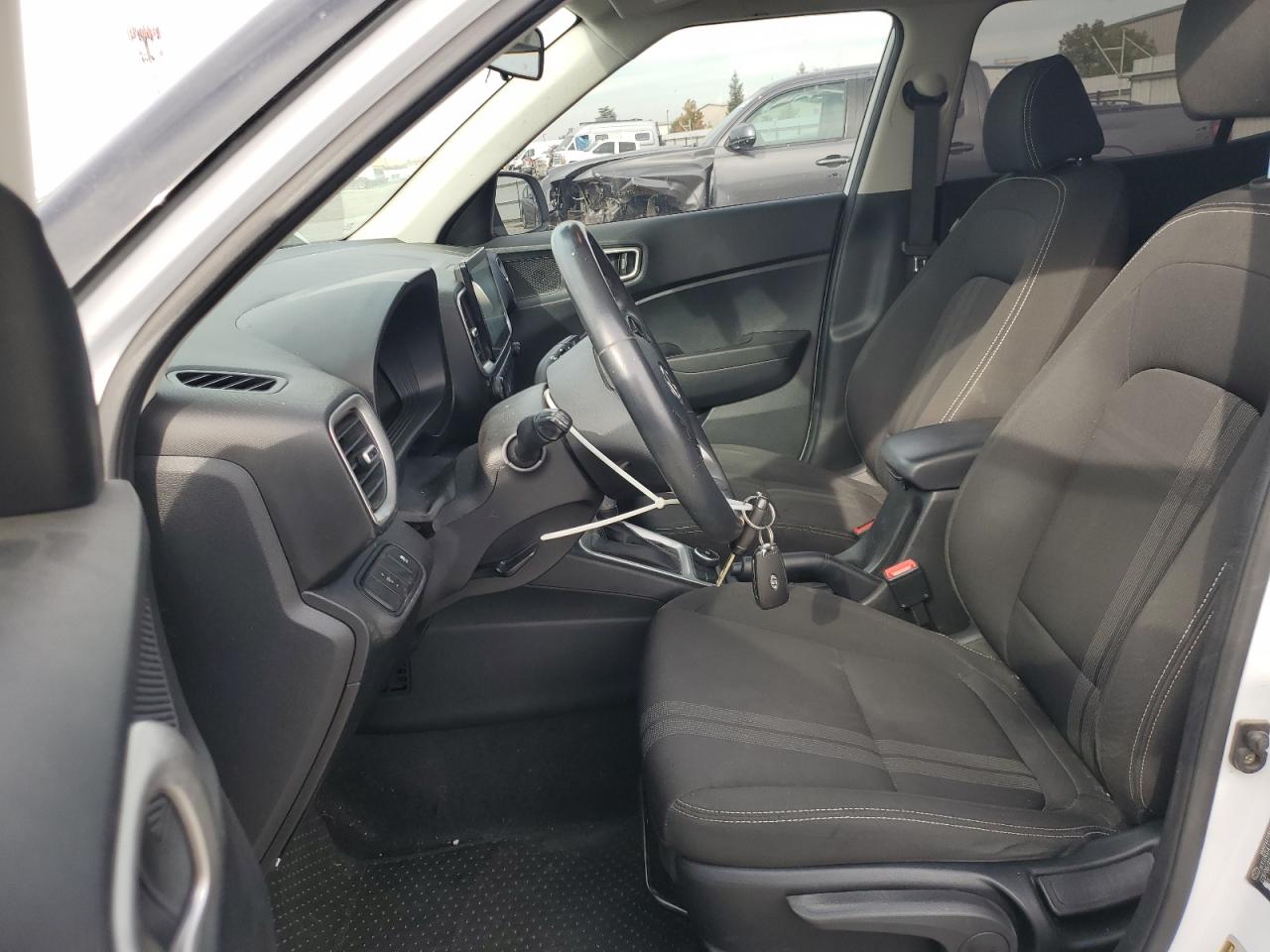 2023 Hyundai Venue Sel VIN: KMHRC8A36PU240822 Lot: 92043375