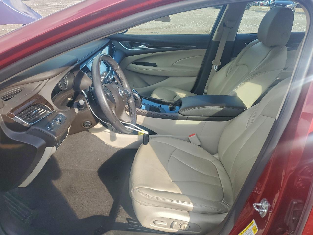 2017 Buick Lacrosse Essence VIN: 1G4ZP5SS4HU158338 Lot: 94293375