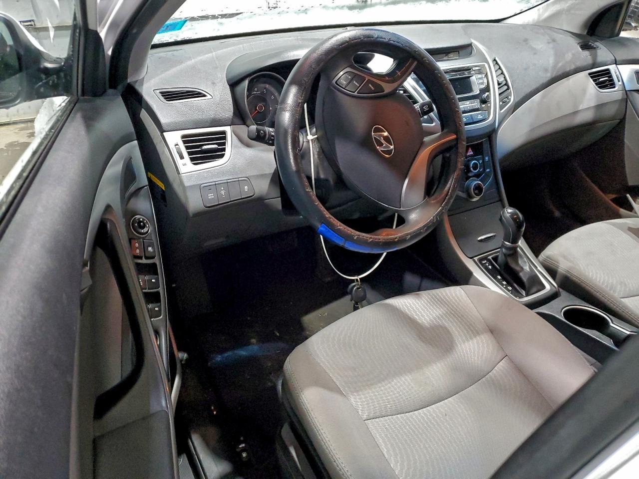 2016 Hyundai Elantra Se VIN: 5NPDH4AE4GH720085 Lot: 94026395