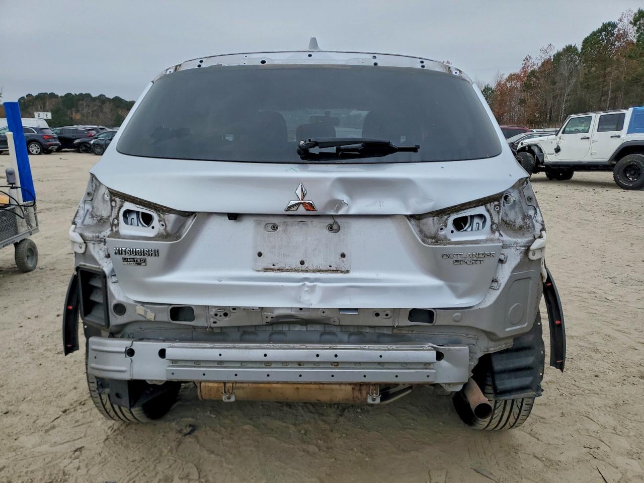 2017 Mitsubishi Outlander Sport Es VIN: JA4AP3AUXHZ034385 Lot: 92786795