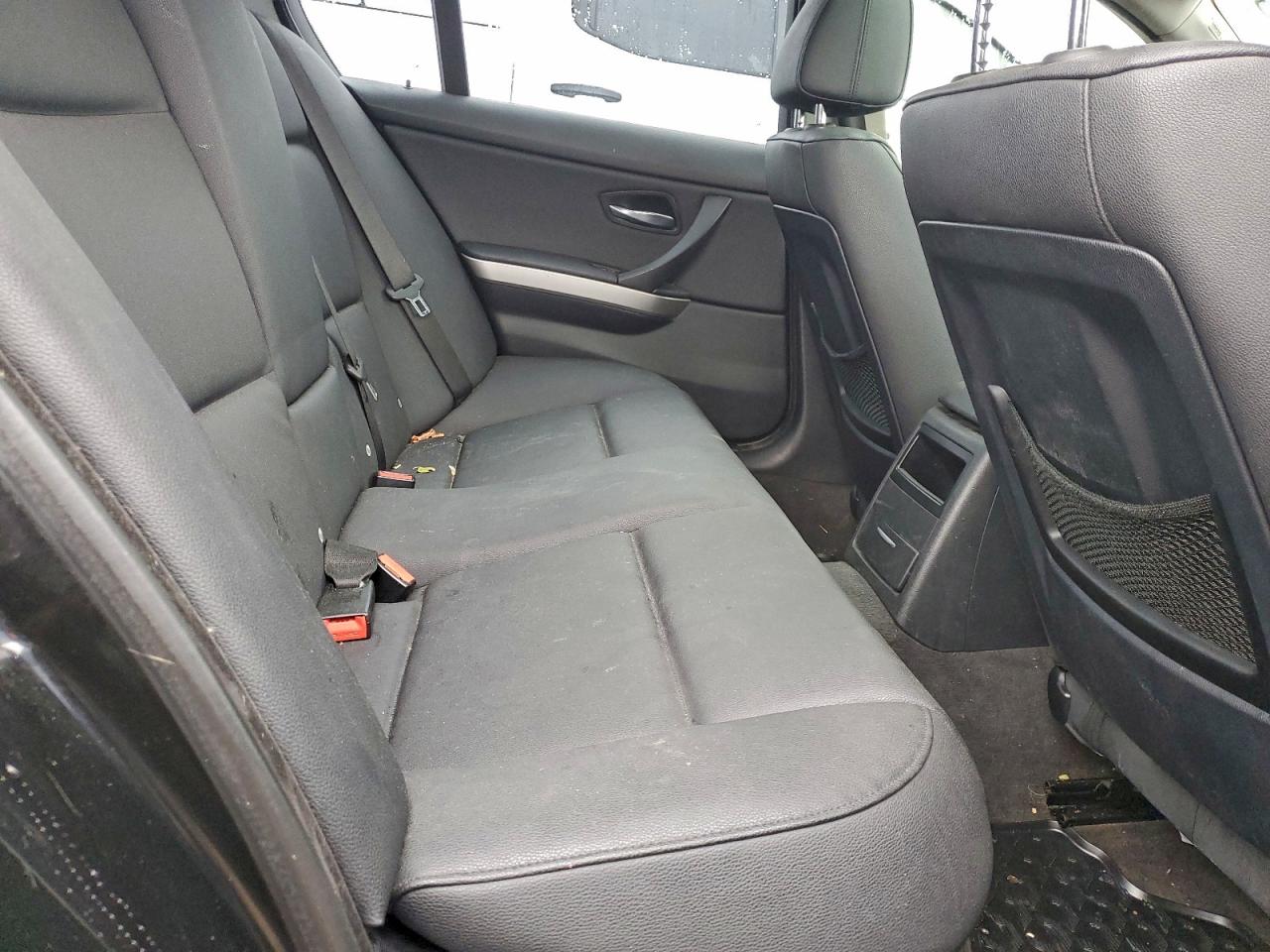 2007 BMW 323 I VIN: WBAVH13577KC97133 Lot: 90868825