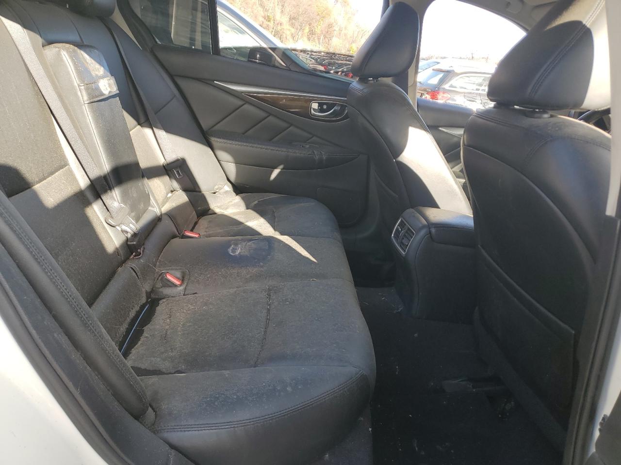 2019 Infiniti Q50 Luxe VIN: JN1EV7AR8KM555130 Lot: 93140395