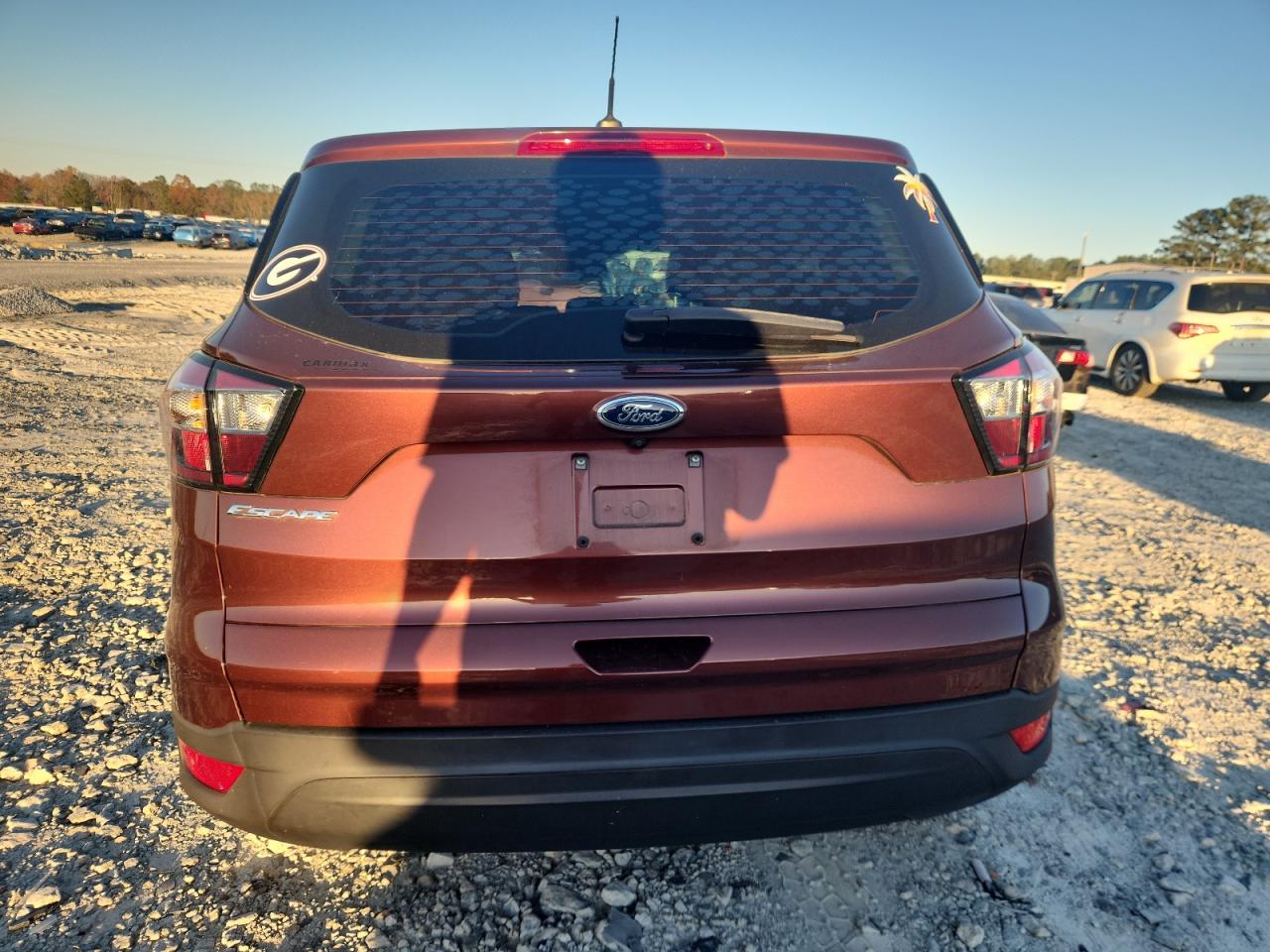 2018 Ford Escape S VIN: 1FMCU0F79JUB36476 Lot: 92872945