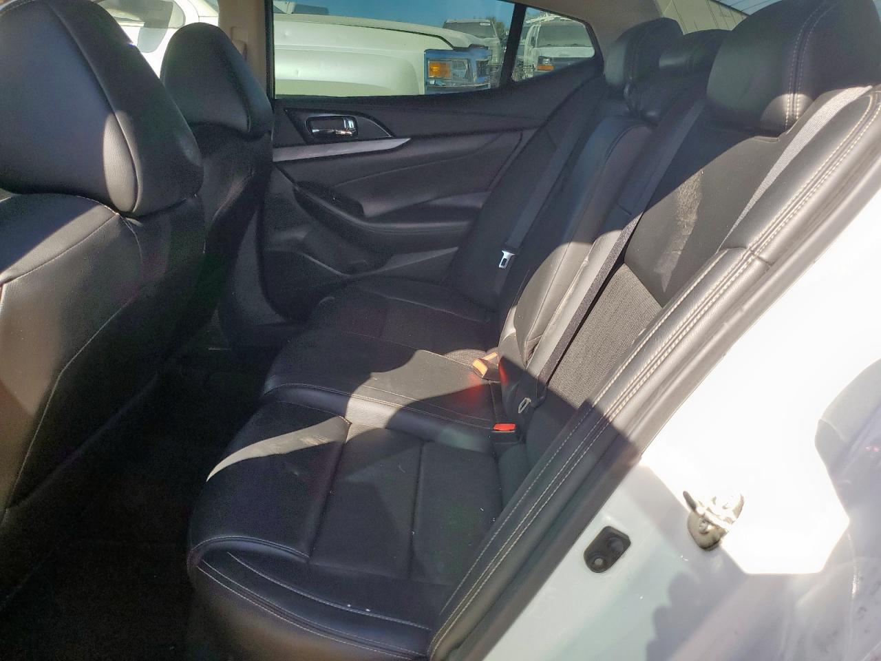 2017 Nissan Maxima 3.5S VIN: 1N4AA6AP8HC413865 Lot: 92227105