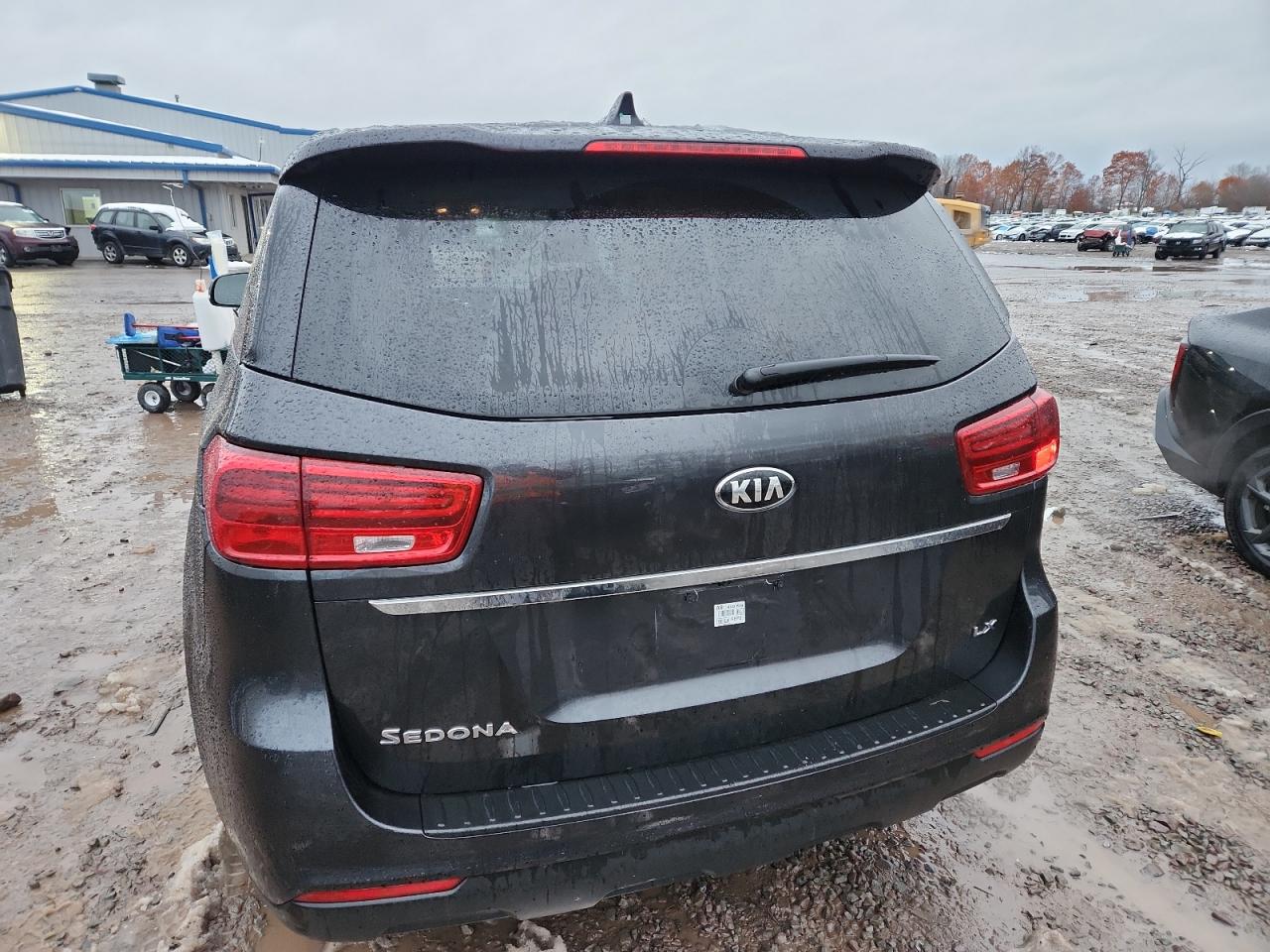 2021 Kia Sedona Lx VIN: KNDMB5C12M6673811 Lot: 92634145