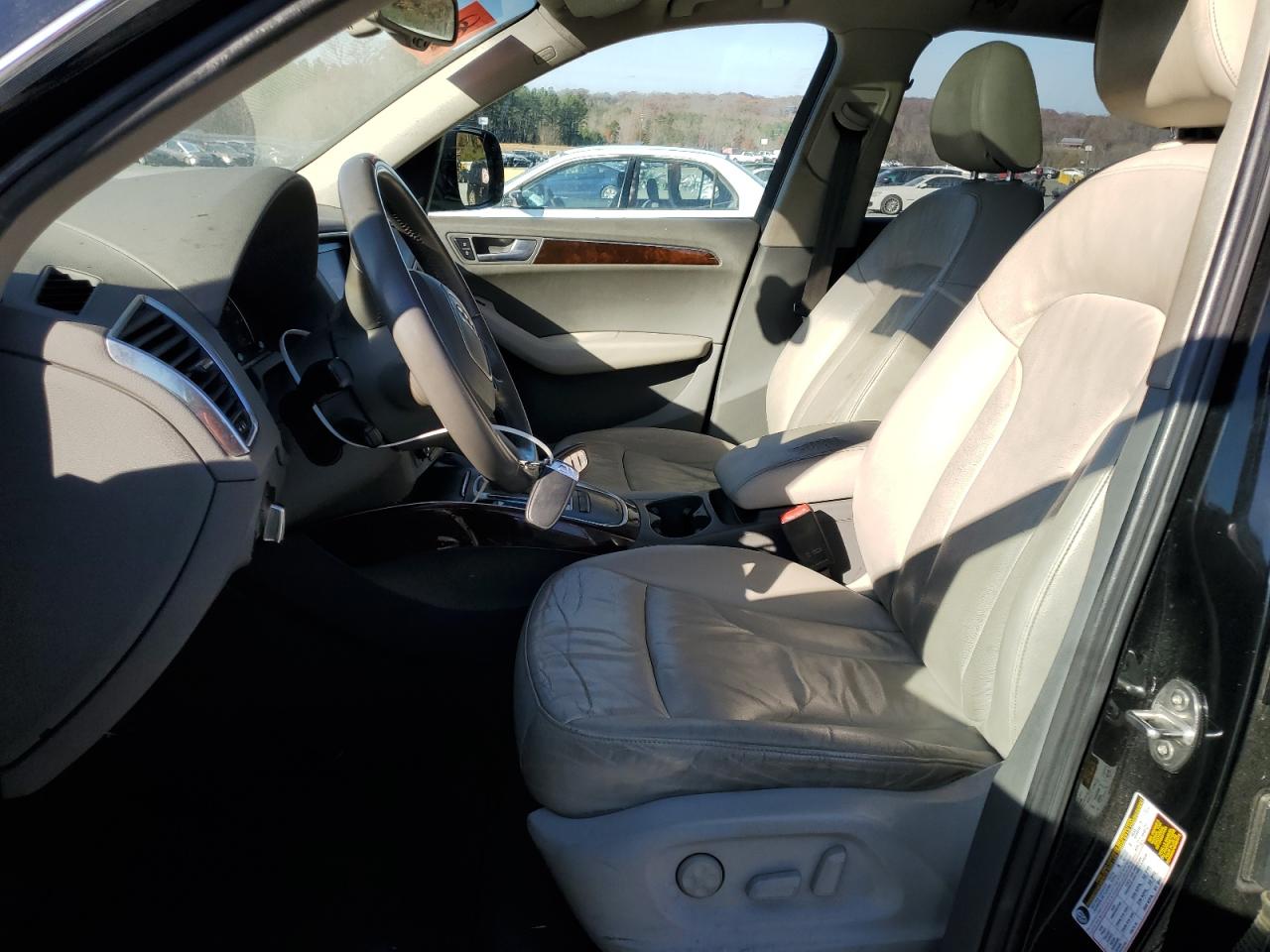 2011 Audi Q5 Premium Plus VIN: WA1LFAFP5BA063348 Lot: 93293995