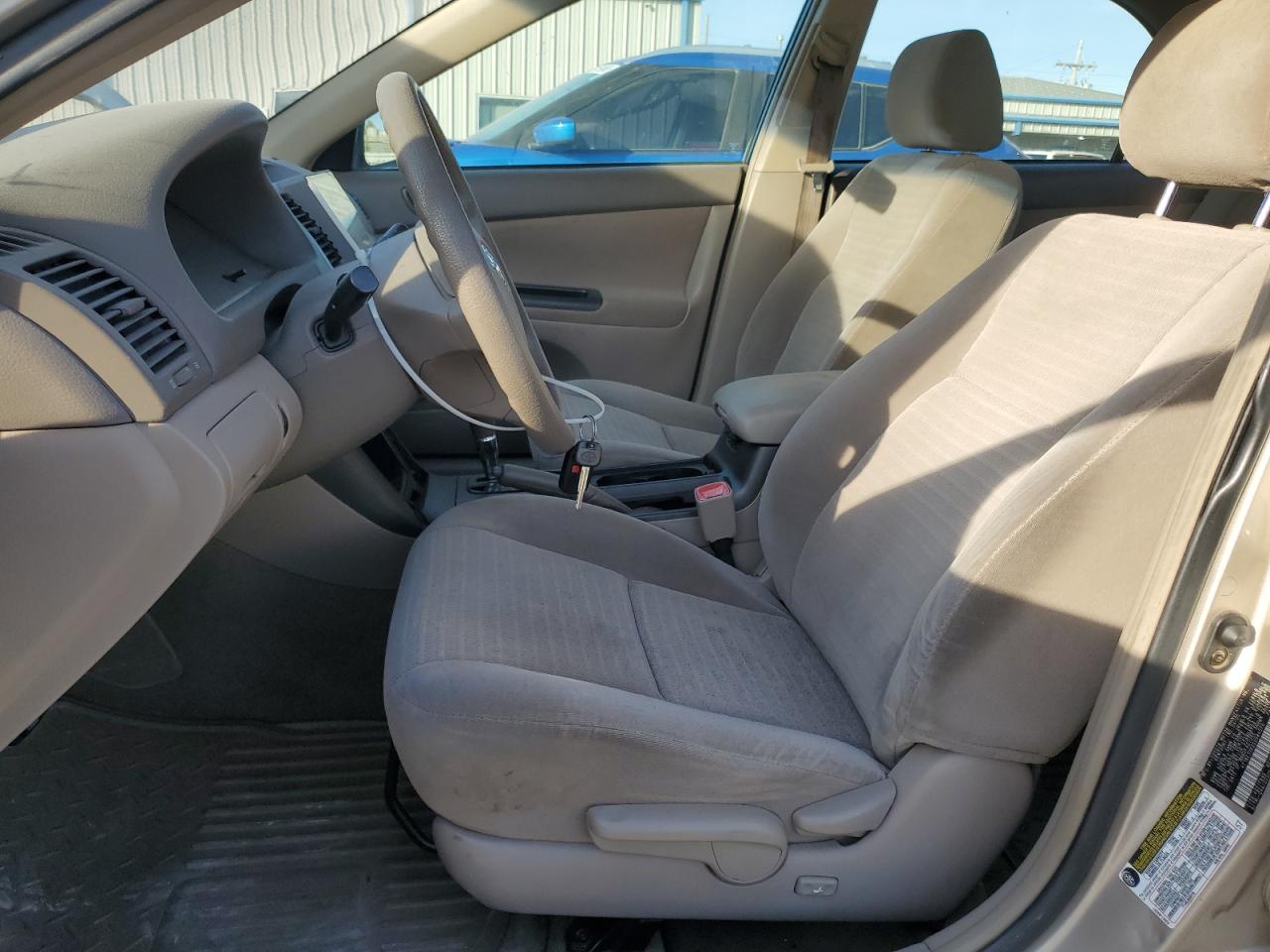 2005 Toyota Camry Le VIN: 4T1BE32K25U584570 Lot: 90754785