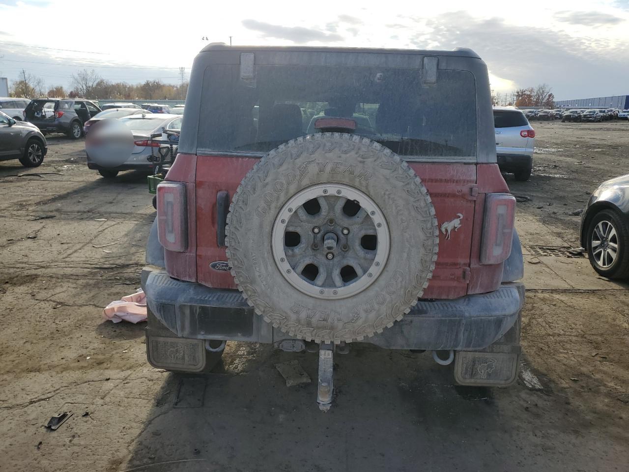 2022 Ford Bronco Base VIN: 1FMDE5CP9NLB31325 Lot: 91059055