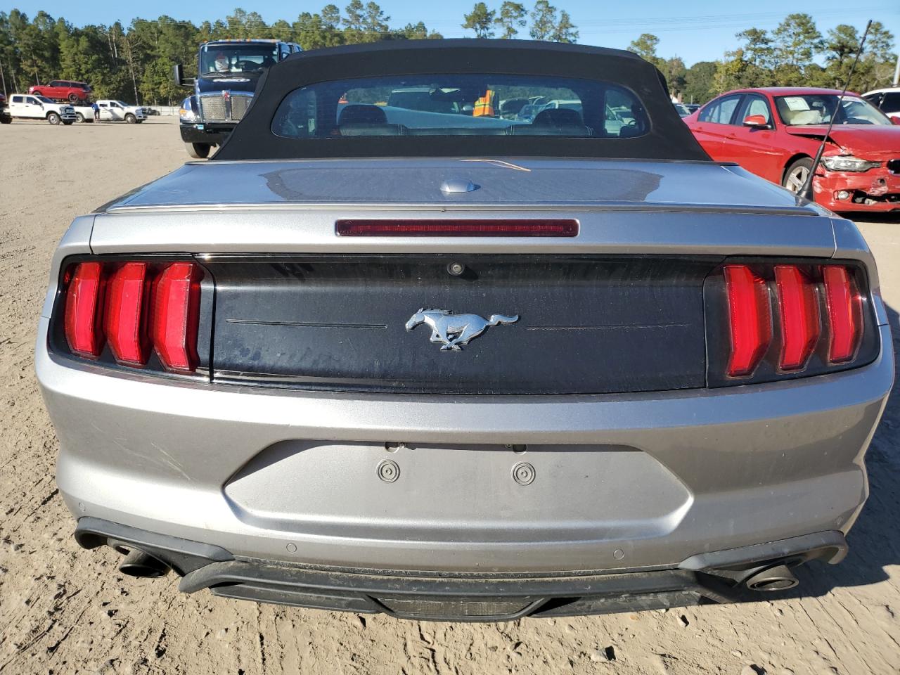 2021 Ford Mustang VIN: 1FATP8UH3M5116248 Lot: 90939065