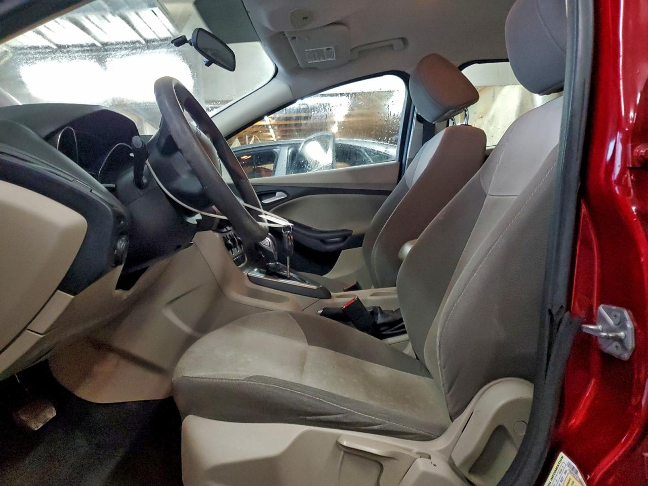 2014 Ford Focus Se VIN: 1FADP3F27EL102849 Lot: 94057575