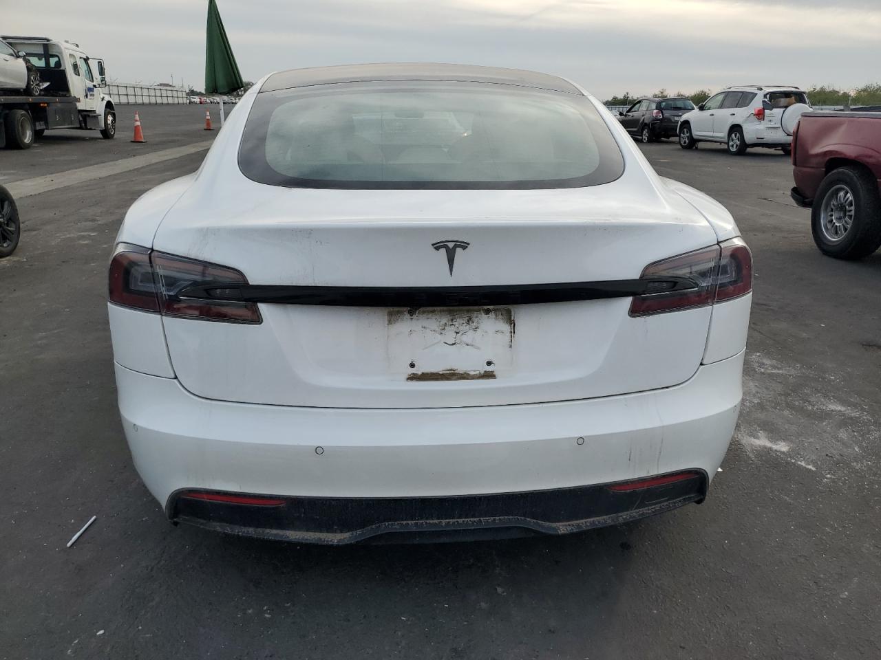 2022 Tesla Model S VIN: 5YJSA1E57NF462726 Lot: 92325375
