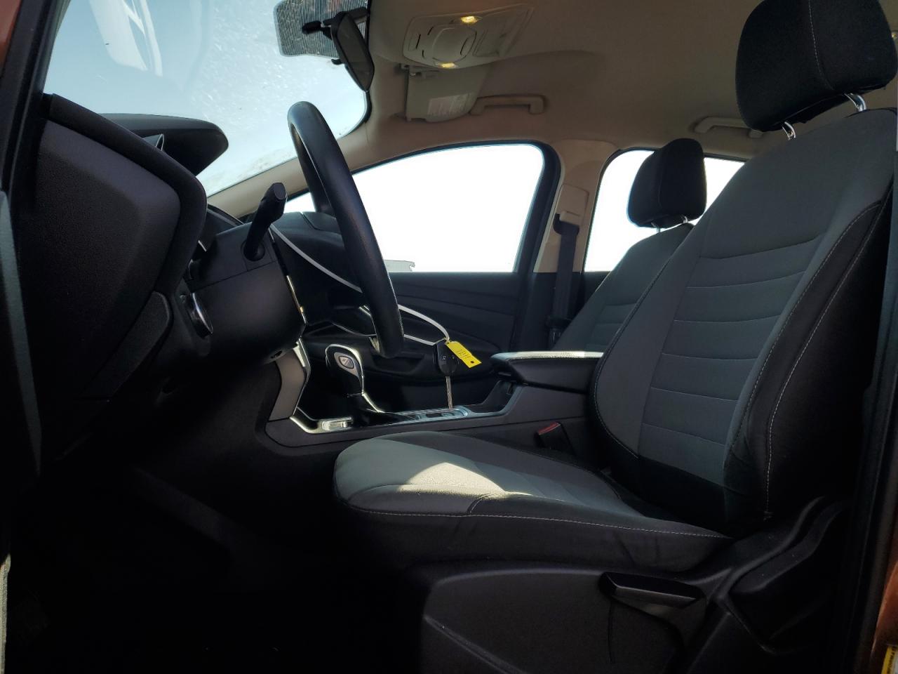 2017 Ford Escape S VIN: 1FMCU0F70HUA37619 Lot: 93492665