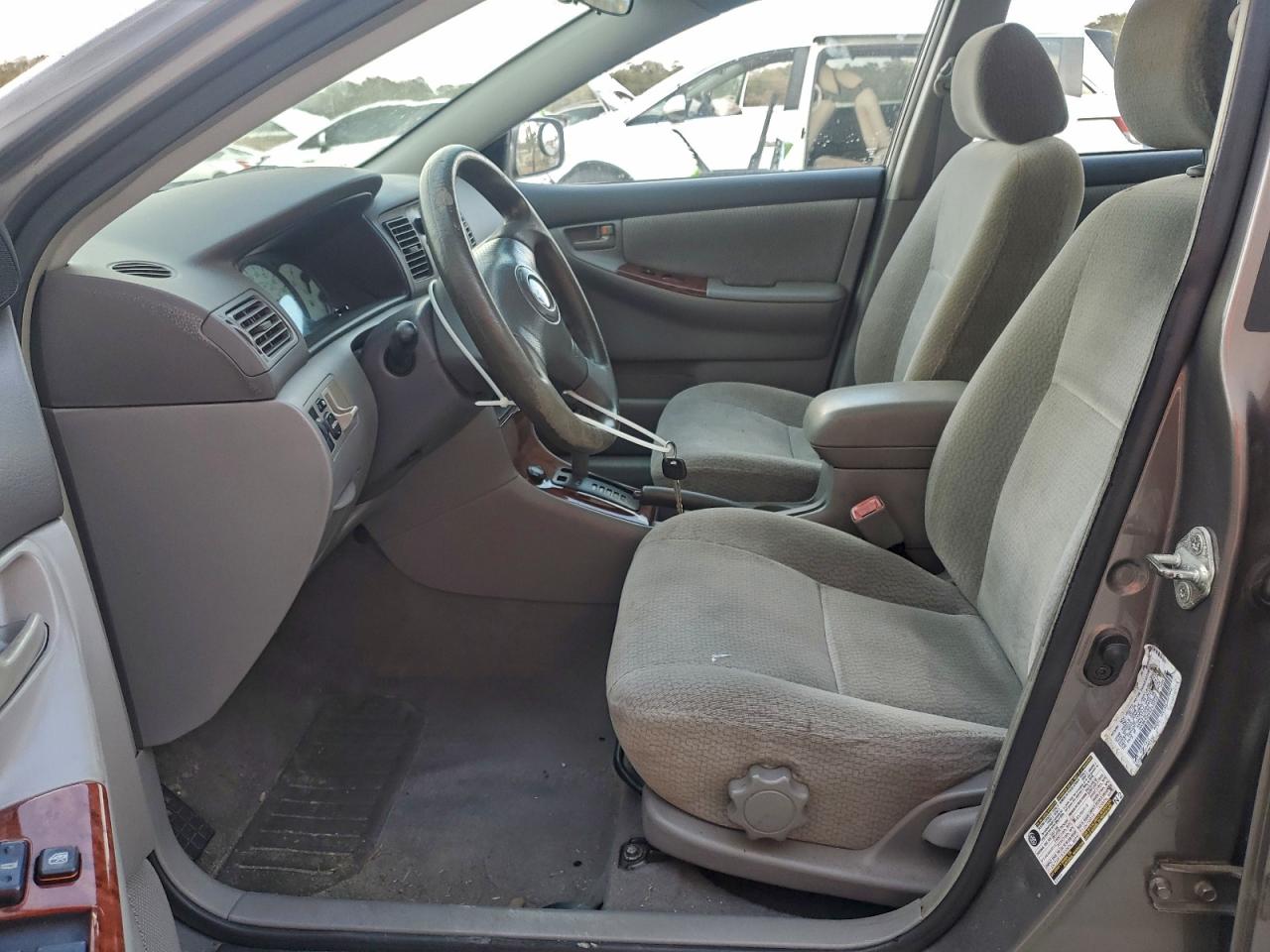 2004 Toyota Corolla Ce VIN: 1NXBR32E64Z310558 Lot: 92950875