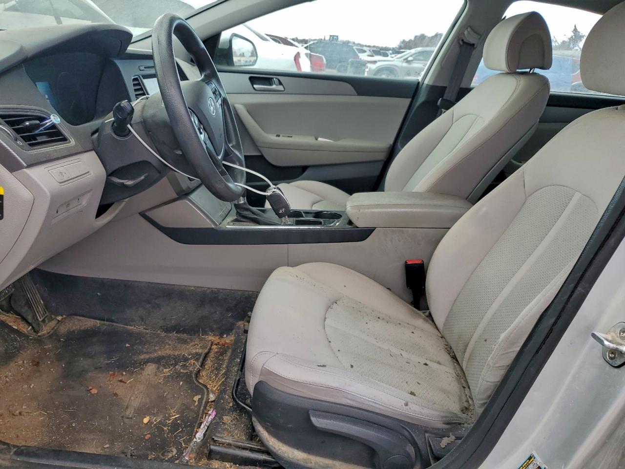 2017 Hyundai Sonata Se VIN: 5NPE24AF7HH557075 Lot: 86771075