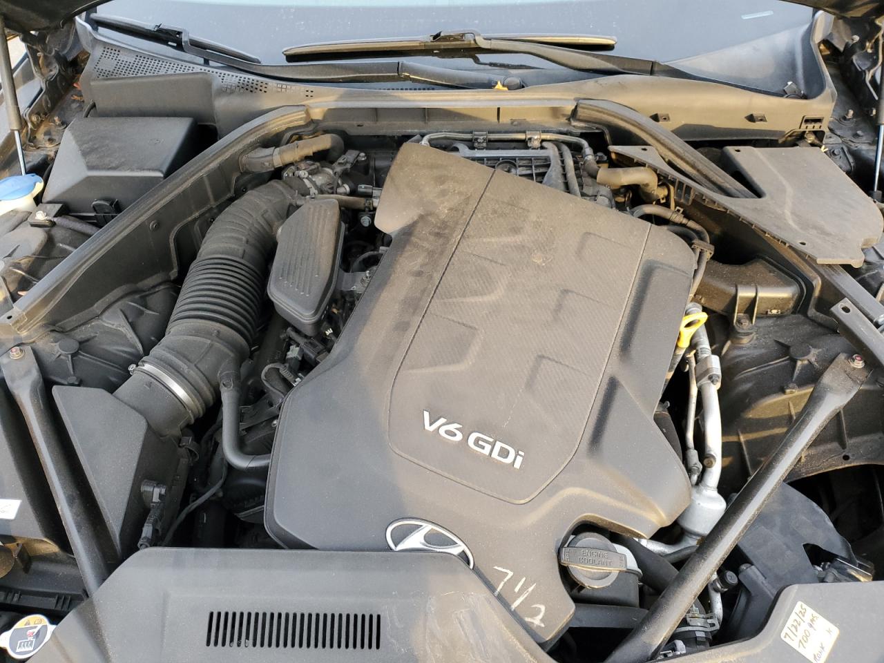 2016 Hyundai Genesis 3.8L VIN: KMHGN4JE5GU118514 Lot: 91628615