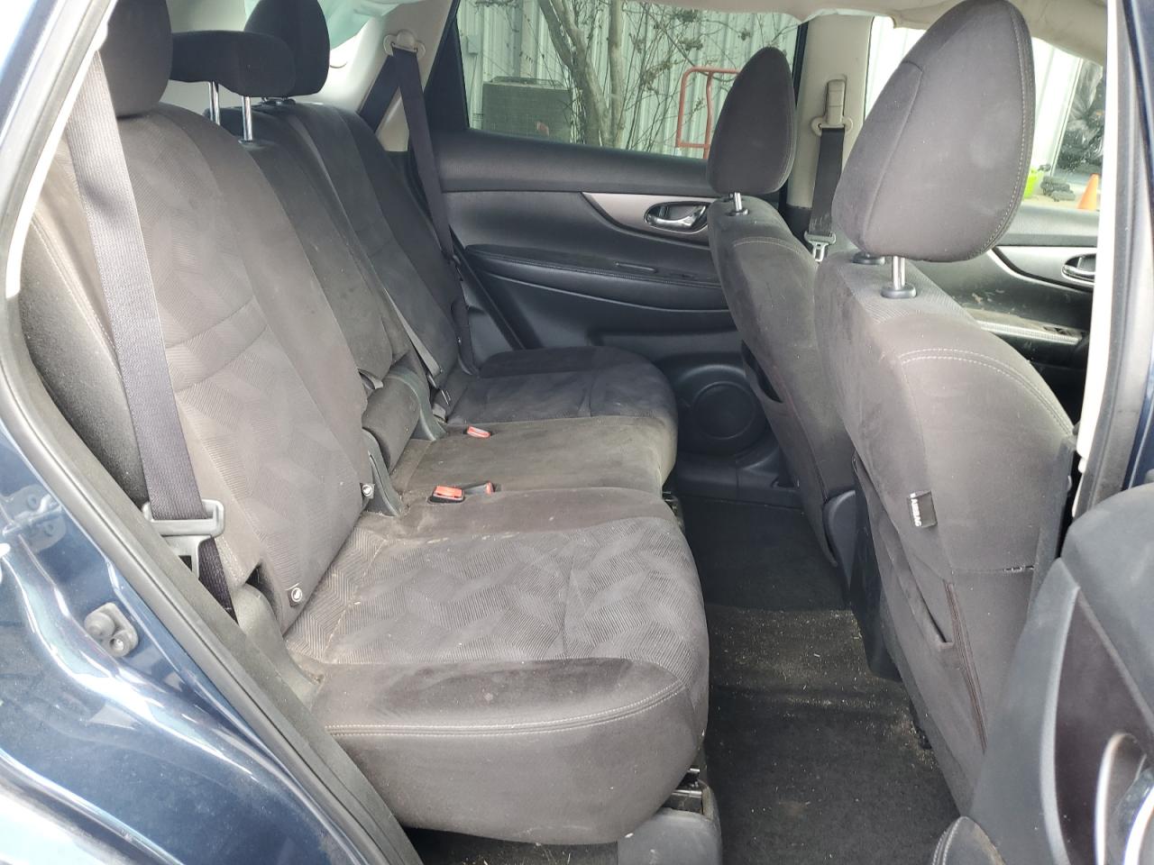 2015 Nissan Rogue S VIN: KNMAT2MTXFP582412 Lot: 93243155