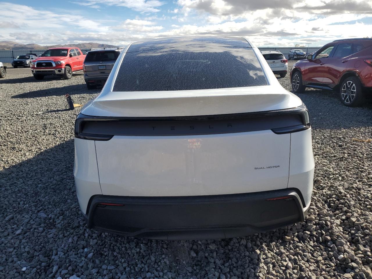 2026 Tesla Model Y VIN: 7SAYGDEE6TF378925 Lot: 90317695