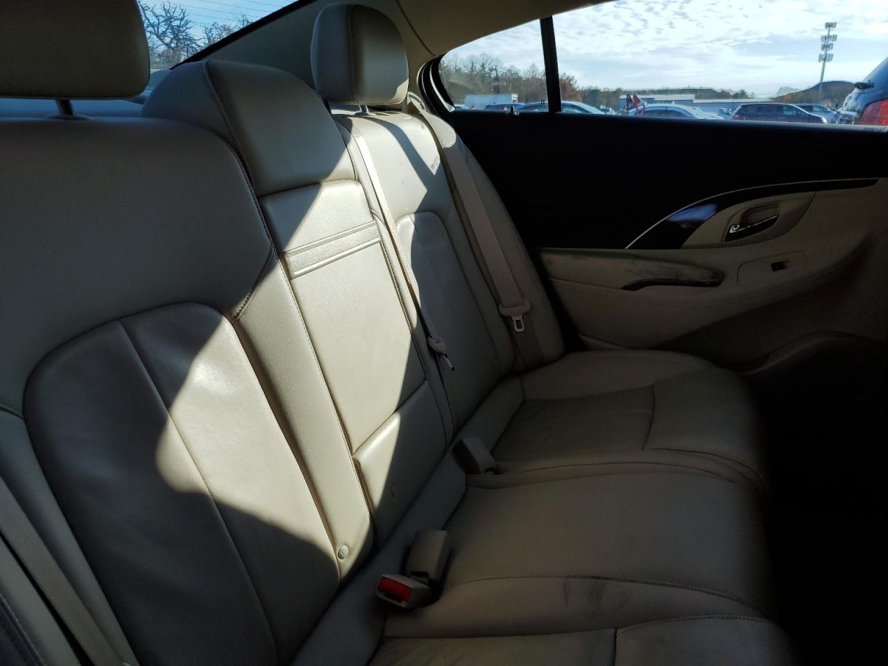 2016 Buick Lacrosse VIN: 1G4GB5G38GF104647 Lot: 93232535