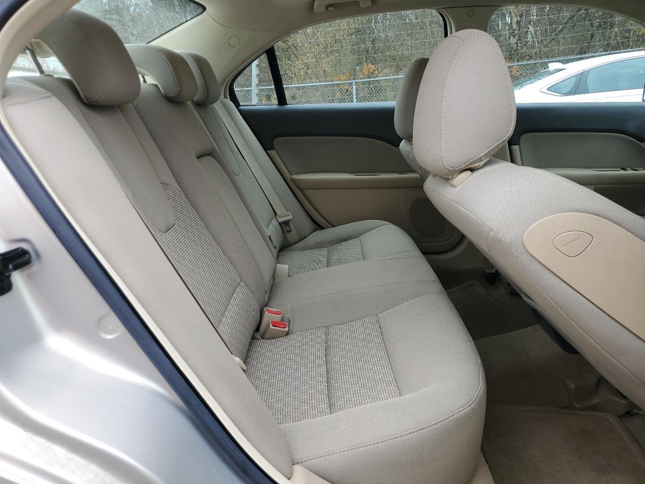 2010 Ford Fusion Se VIN: 3FAHP0HA9AR365375 Lot: 93373645