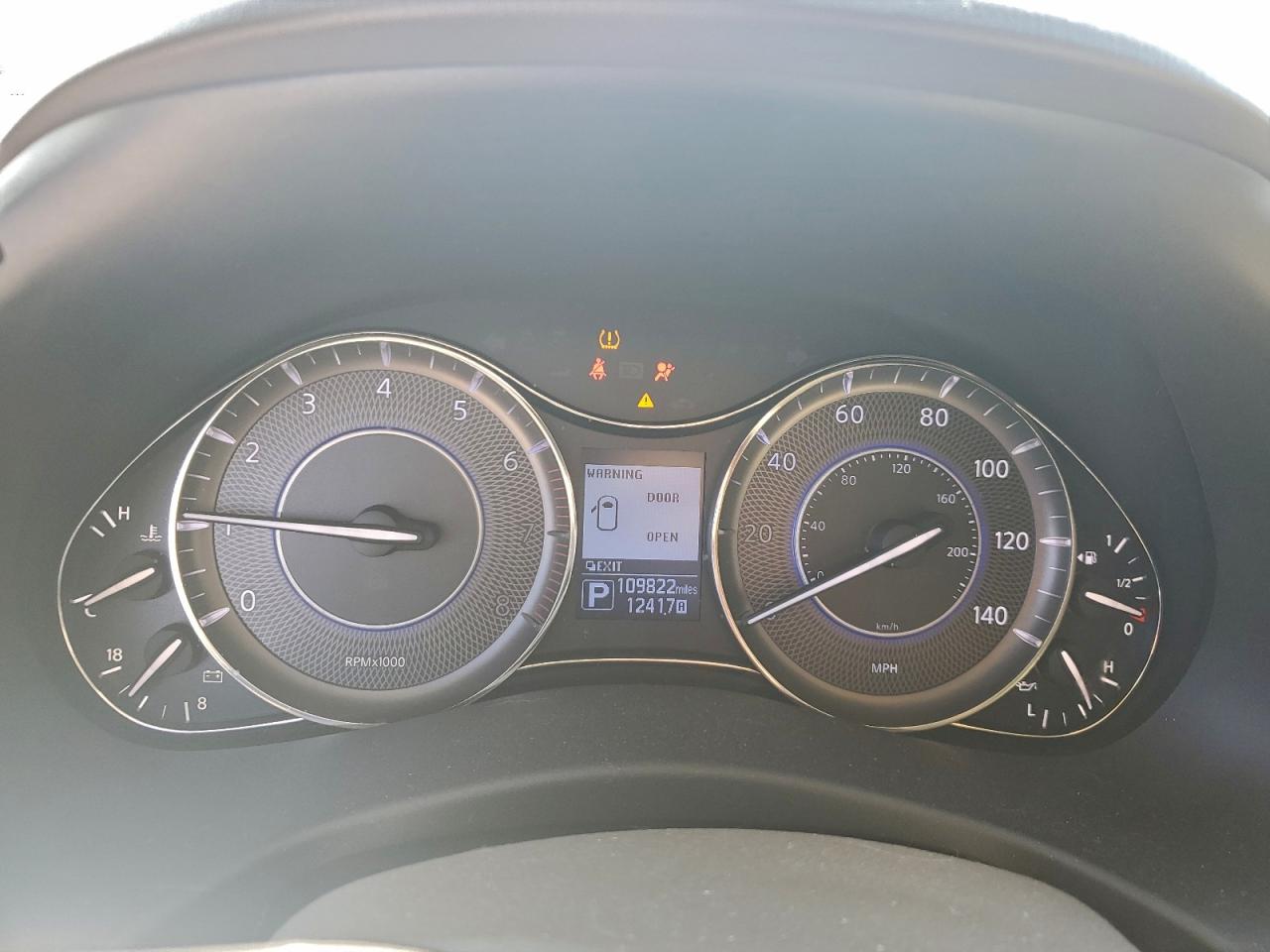 2017 Infiniti Qx80 Base VIN: JN8AZ2NE3H9157379 Lot: 93899135