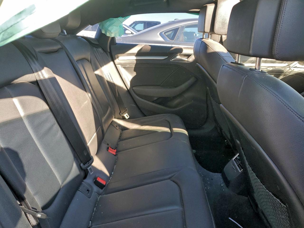 2018 Audi A3 Premium VIN: WAUAUGFF2J1017033 Lot: 94662675