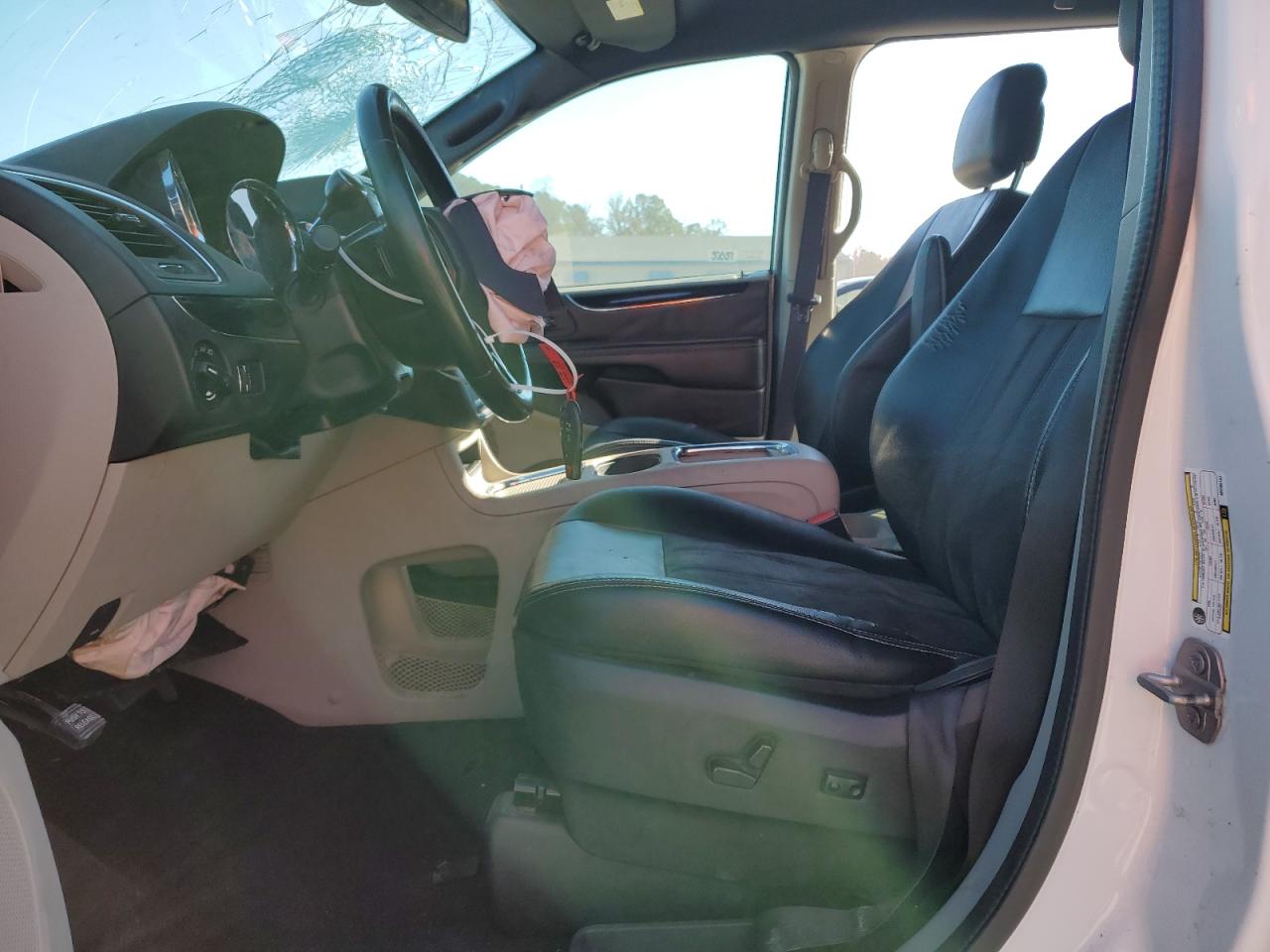 2019 Dodge Grand Caravan Sxt VIN: 2C4RDGCG2KR735147 Lot: 92777585