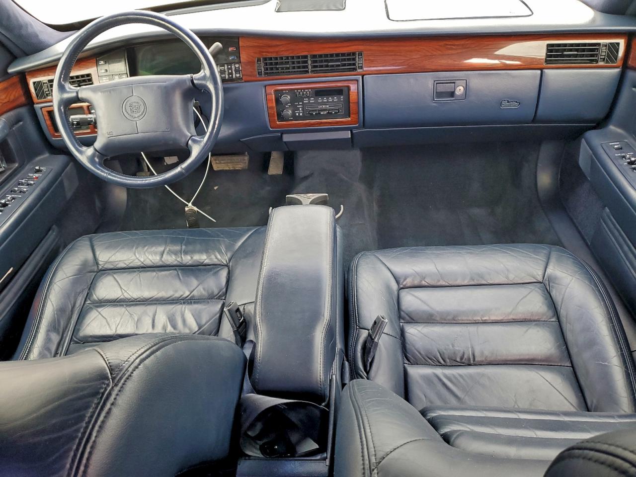 1995 Cadillac Deville VIN: 1G6KD52B3SU302311 Lot: 93735195