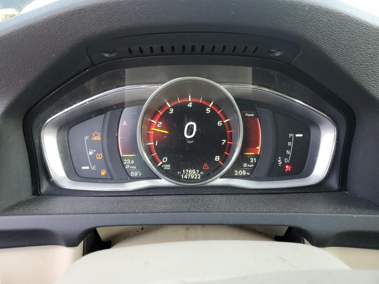 2016 Volvo V60 T5 Premier VIN: YV140MEK1G1292811 Lot: 90523015