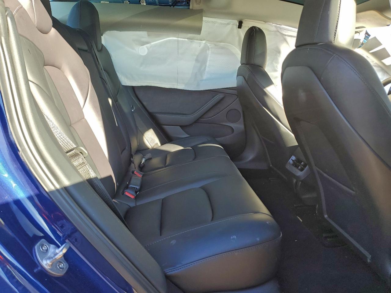 2022 Tesla Model 3 VIN: 5YJ3E1EB6NF335593 Lot: 93461125