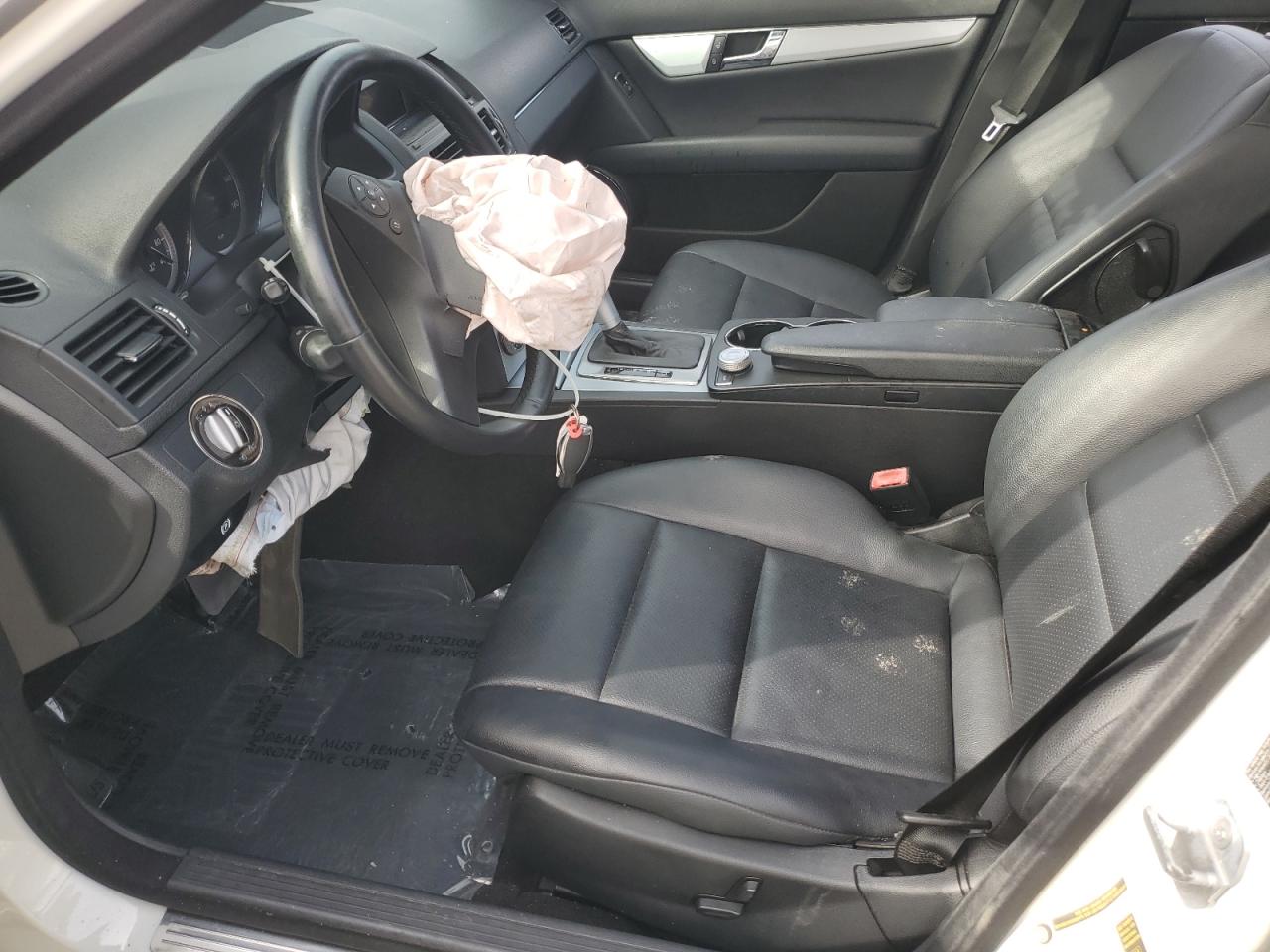 2010 Mercedes-Benz C 300 VIN: WDDGF5EB7AR128646 Lot: 92290065