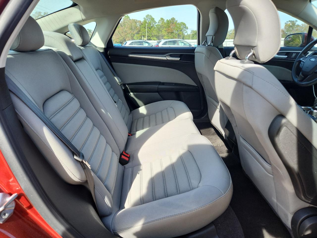 2014 Ford Fusion S VIN: 3FA6P0G73ER265209 Lot: 93515575