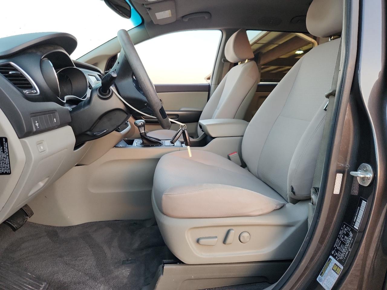 2018 Kia Sedona Lx VIN: KNDMB5C18J6410024 Lot: 91020505